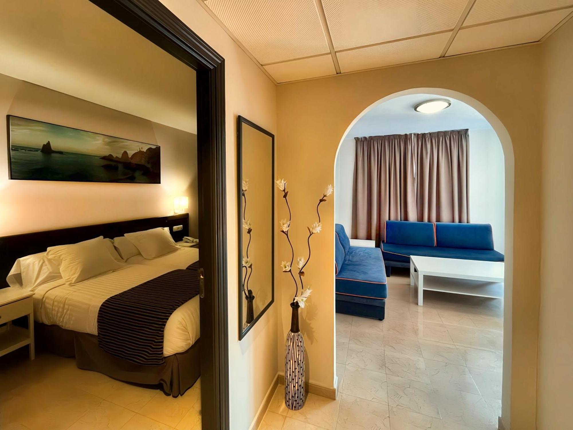 Fuengirola Beach Apartamentos Turisticos Bagian luar foto